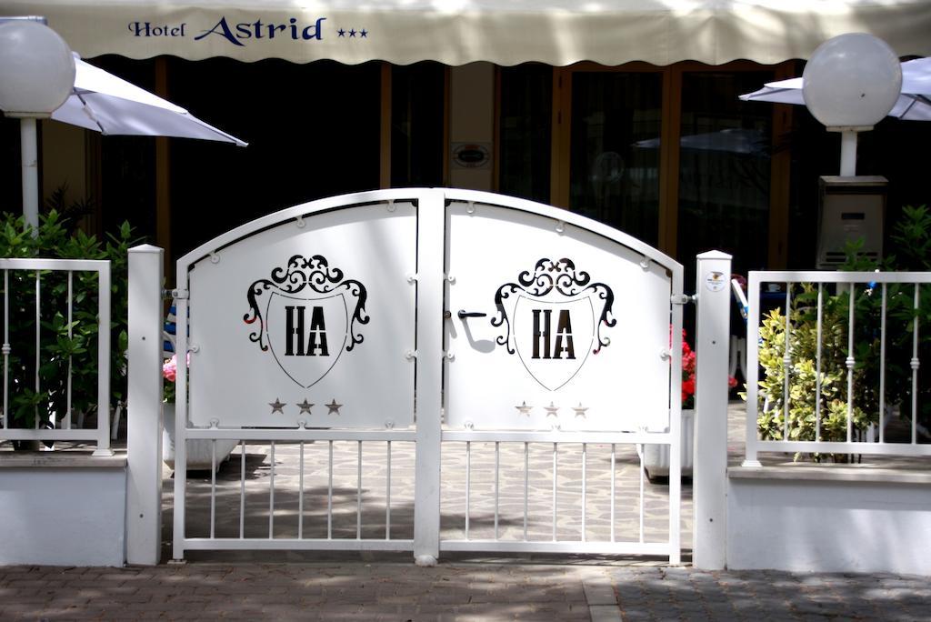 Hotel Astrid 切尔维亚 外观 照片
