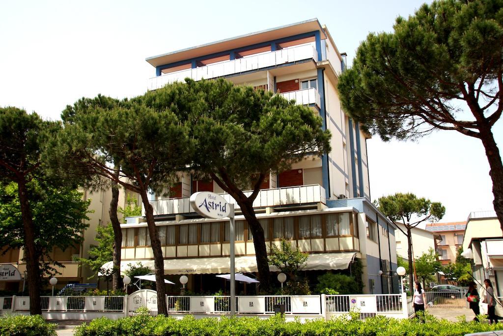 Hotel Astrid 切尔维亚 外观 照片